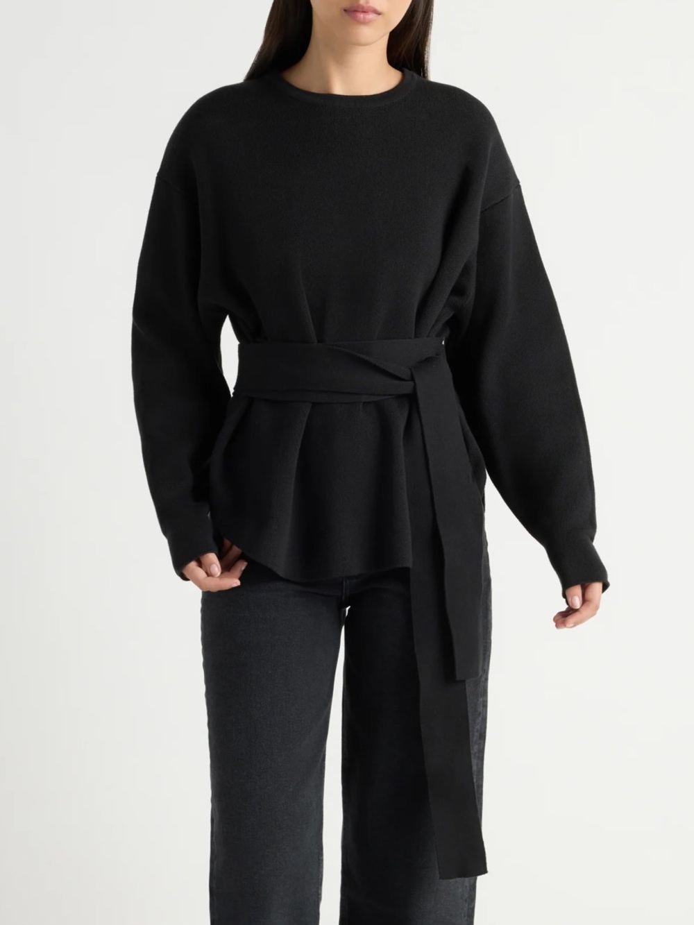 Modern citizen, Nara black with  Day-to-Night Versatility Tie front sweater XL